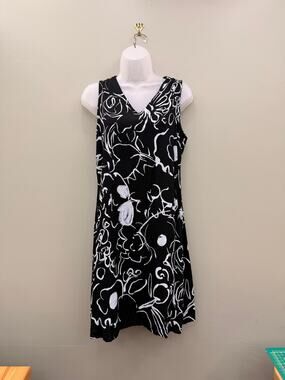 Pineapple Cove Black White Floral Shift Dress Large Sleeveless Artsy Midi
